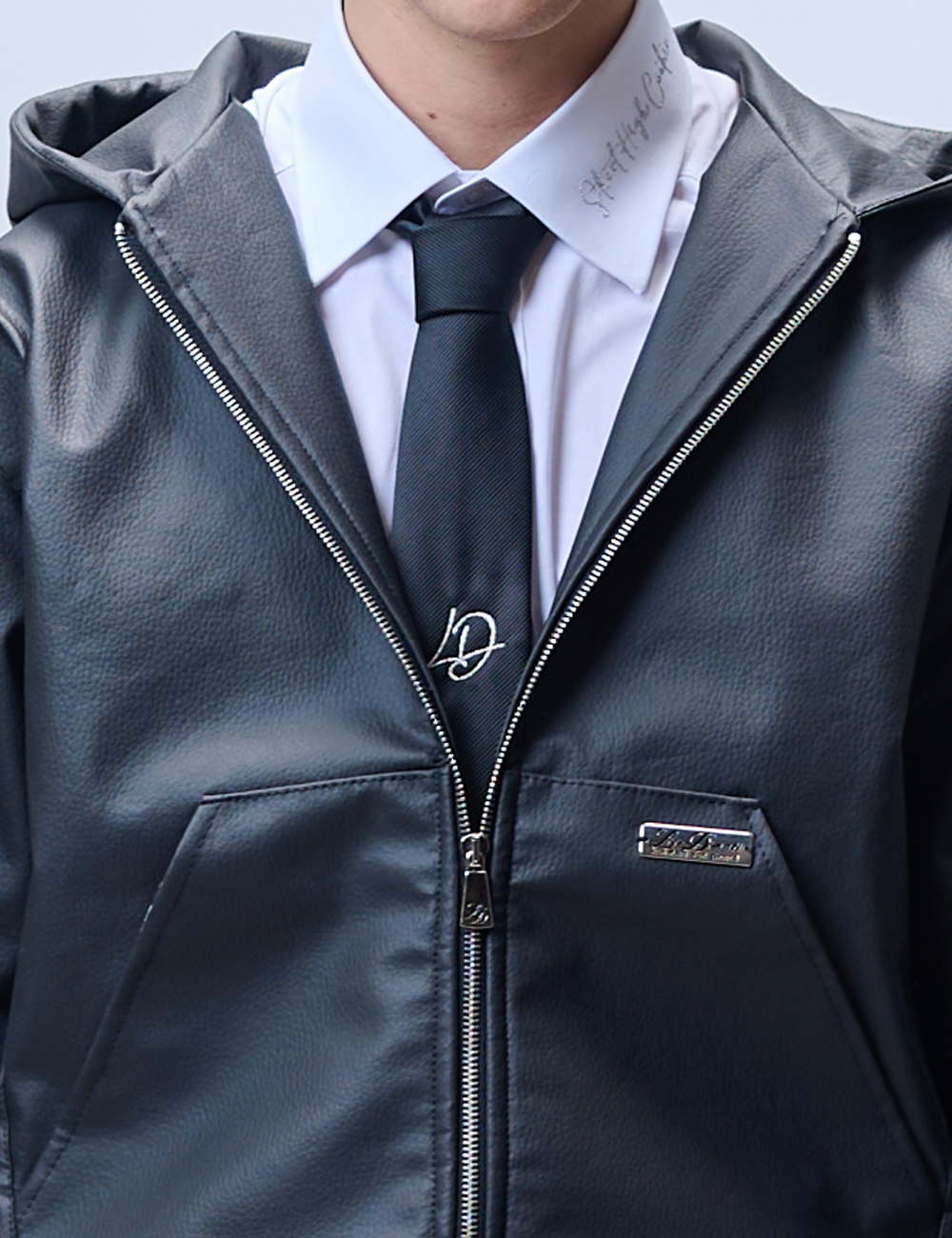 LD x NECKTIE, LA CRAVATTA