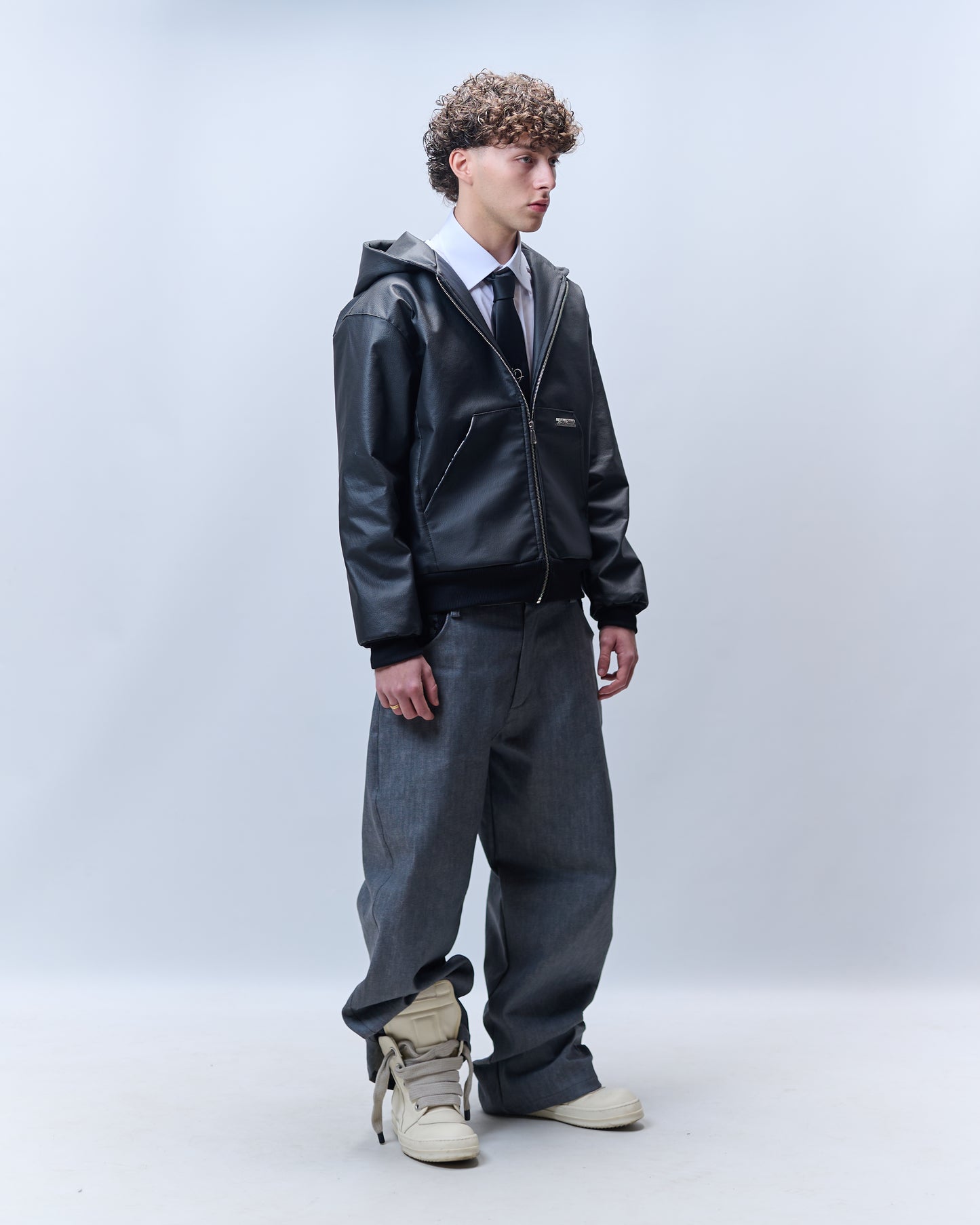 LD x BLACK LEATHER JACKET